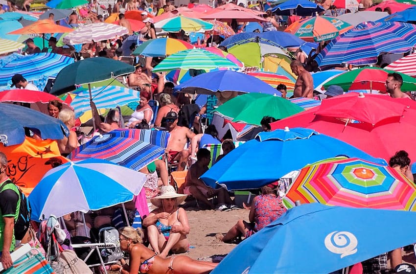 Espacio público en playas: le piden al municipio que "no sea cómplice de concesionarios"