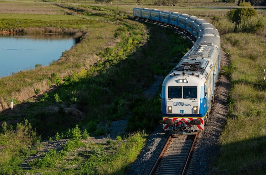 En los primeros 10 días del tren que une Buenos Aires con Pinamar, se vendieron más de 7000 pasajes