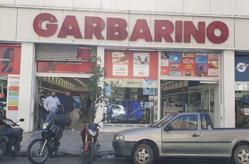 Se complica la situación de los trabajadores de Garbarino