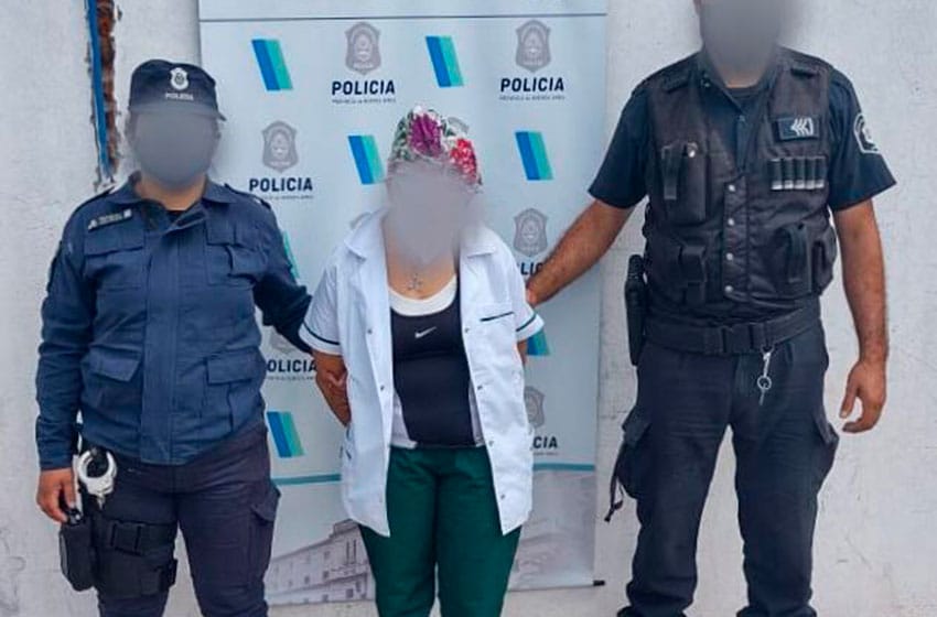 Detienen a enfermera del HIGA que robó dinero de cartera de una mujer fallecida