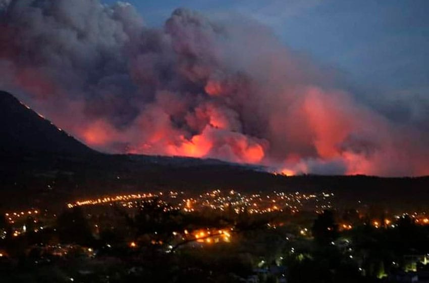 Preocupan los incendios en Río Negro y Chubut: el fuego ya llega a la zona urbana