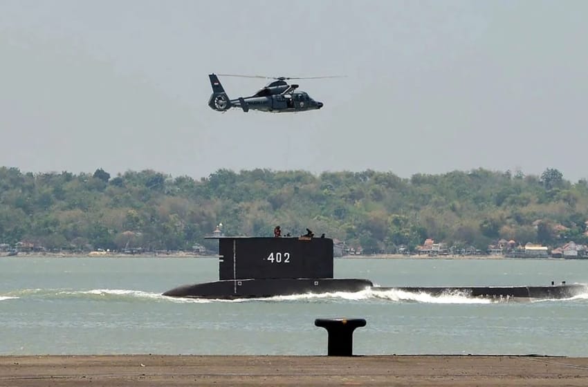 Como el ARA San Juan: Indonesia busca un submarino desaparecido con 53 tripulantes a bordo