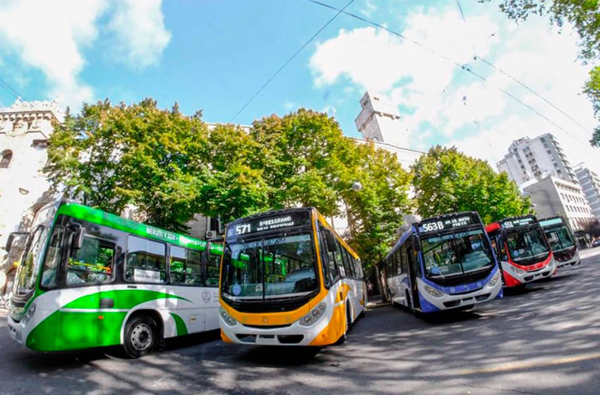 Montenegro declaró la emergencia del servicio de transporte público