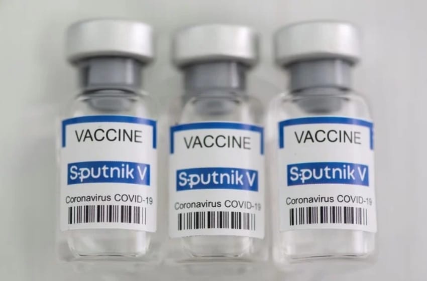 La respuesta de Sputnik V a la acusación de haber robado la fórmula de la vacuna AstraZeneca