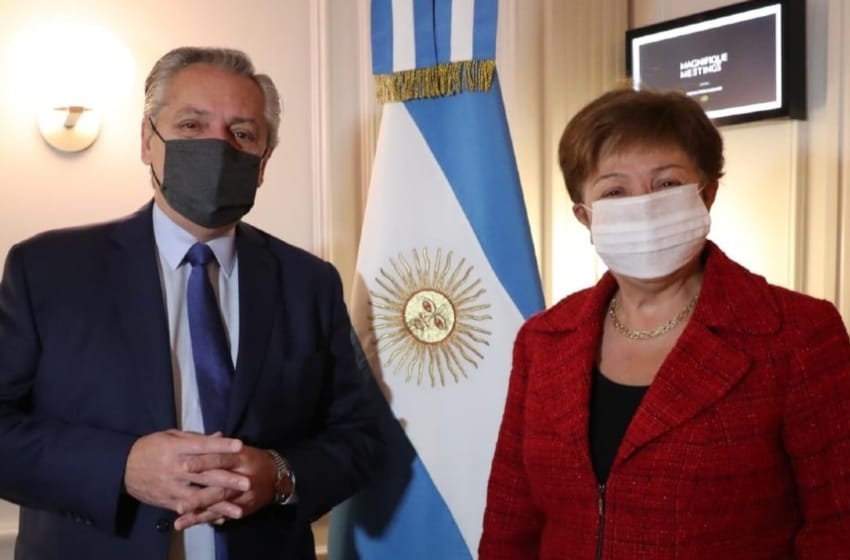 El FMI analizará la propuesta de la Argentina de reformar la política de sobrecargos