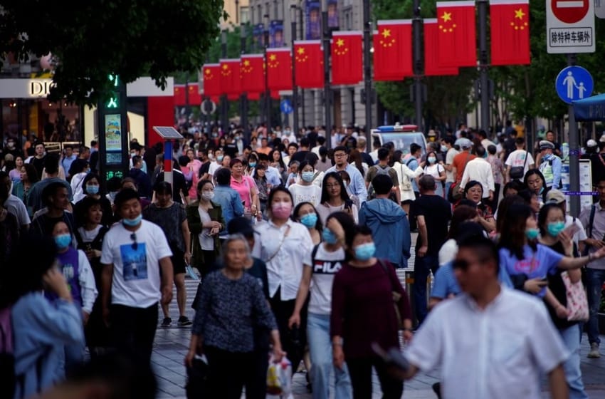 China levantó las cuarentenas a los viajeros internacionales después de tres años de aislamiento