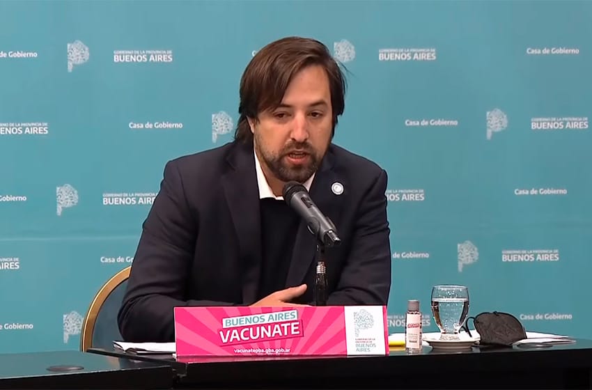 Kreplak: "El 90% de la población bonaerense está vacunada con una dosis"