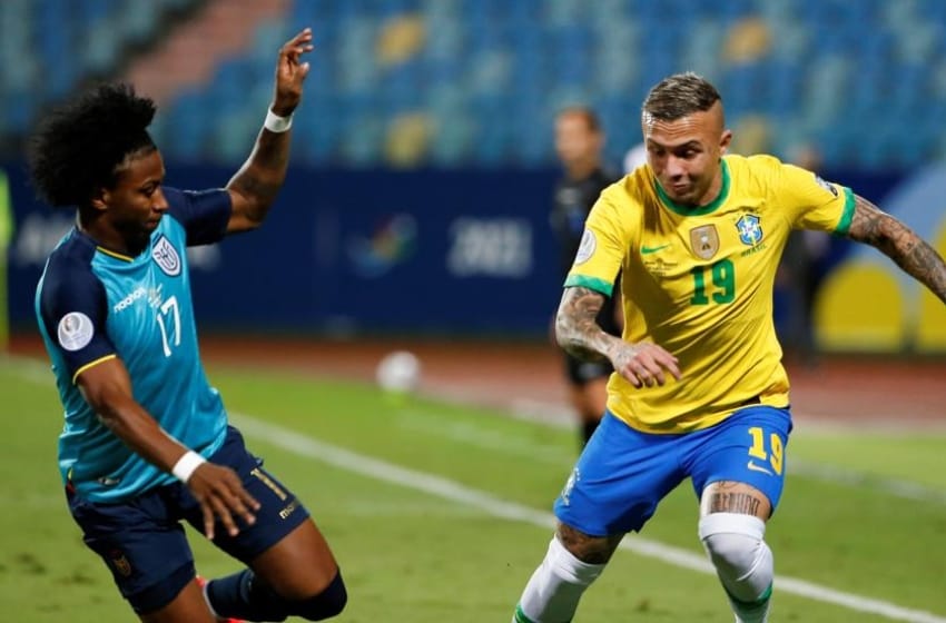 Ecuador le arrancó un empate a Brasil y logró la clasificación a los cuartos de final
