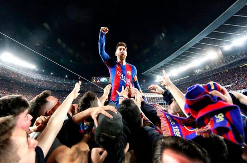 Messi llegó a un acuerdo con PSG y viaja en las próximas horas a París