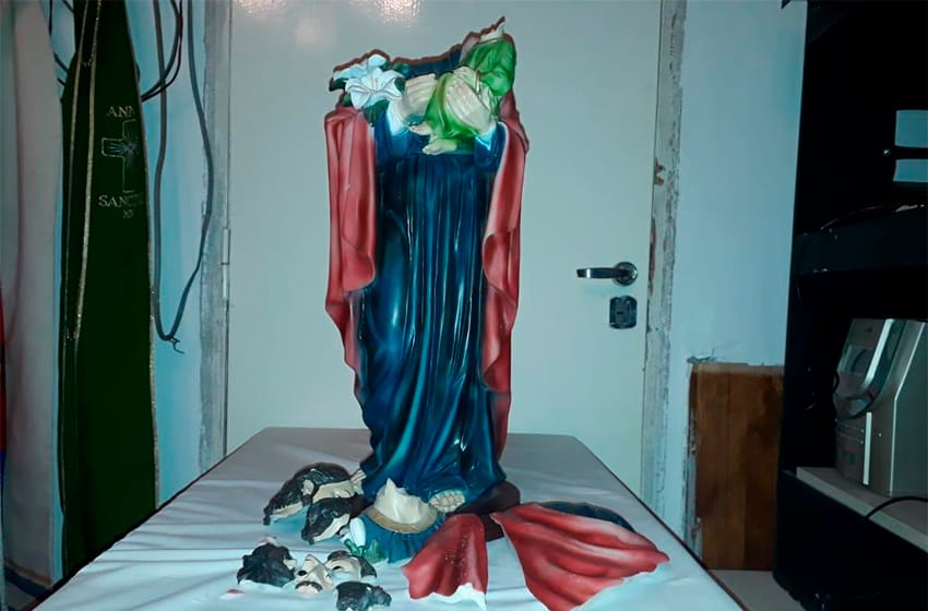 Rompieron una estatua religiosa en la capilla San Cayetano