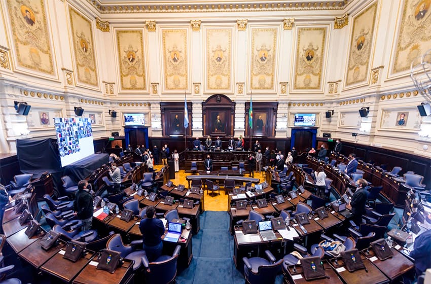 El Senado cierra el año con un último debate por Bienes personales