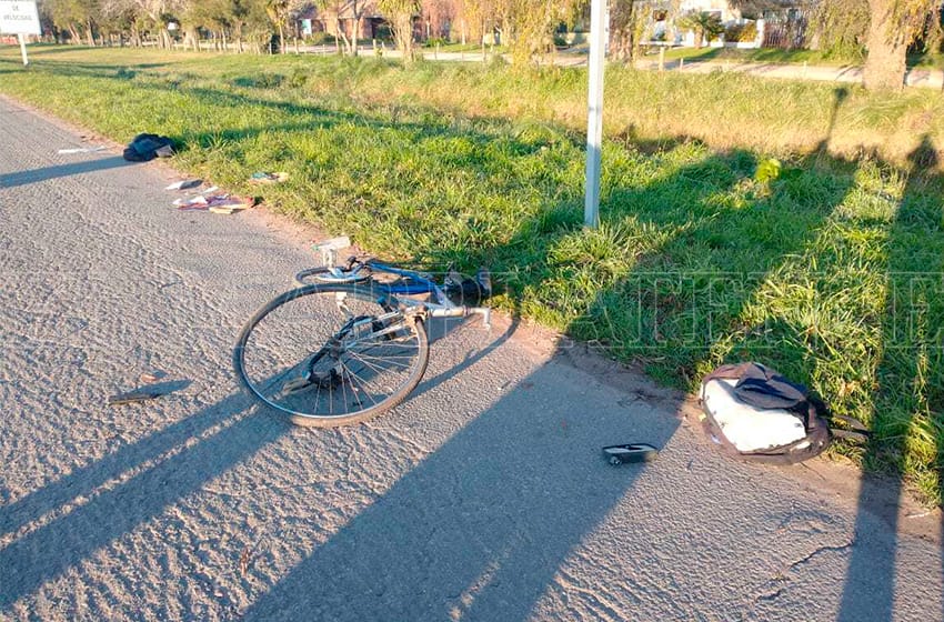 Grave accidente de un ciclista en la Autovía 2