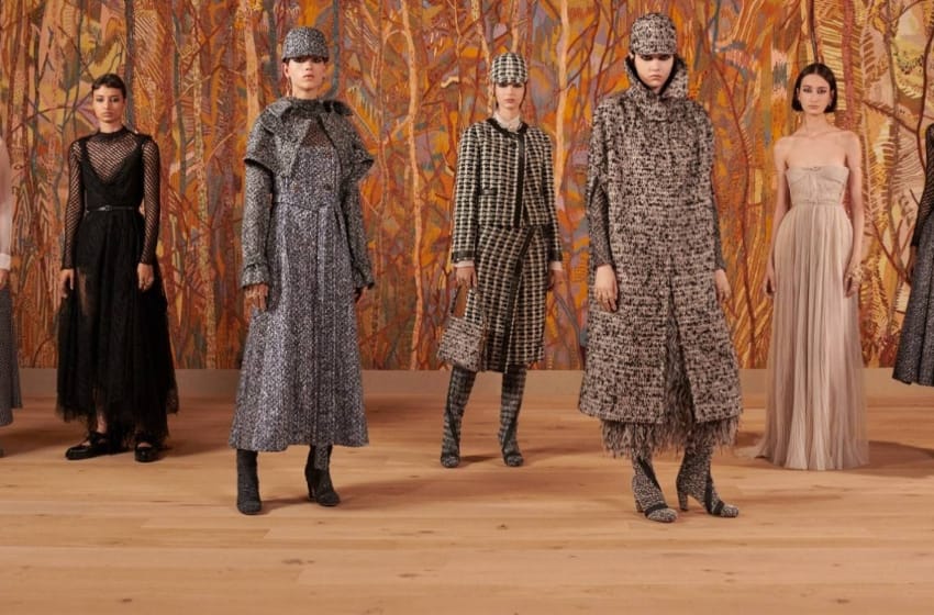 Elogio de Dior al “tacto”: trenzados y bordados “feministas”, grandes protagonistas de su colección de Alta Costura