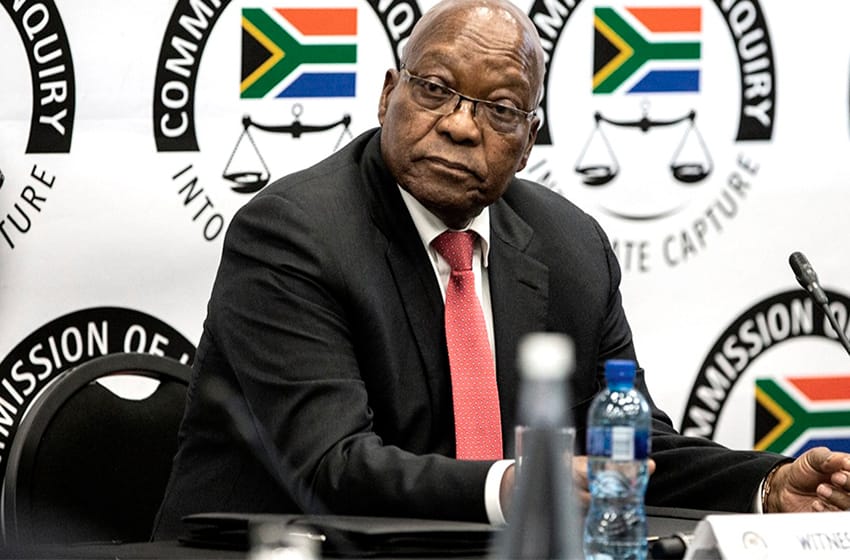 Siguen las protestas y los saqueos luego de la detención del expresidente Jacob Zuma