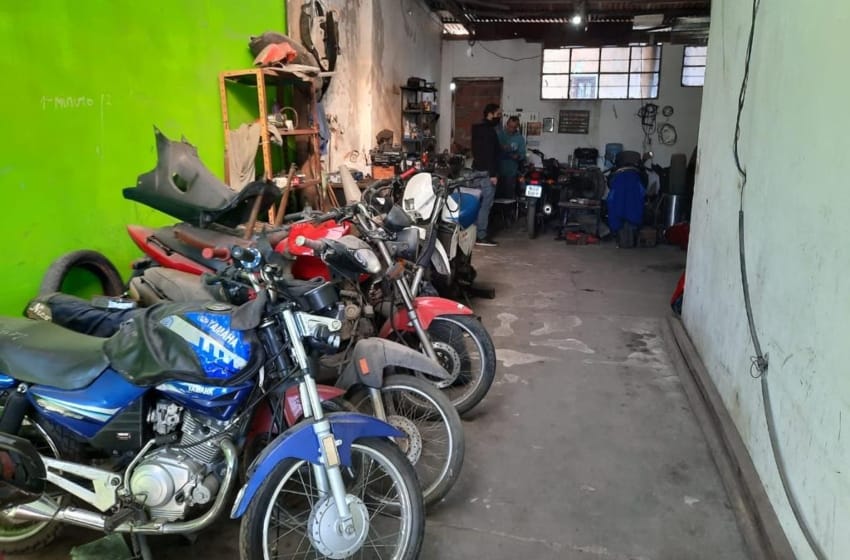 Clausuran taller de motos: detectan diversas irregularidades