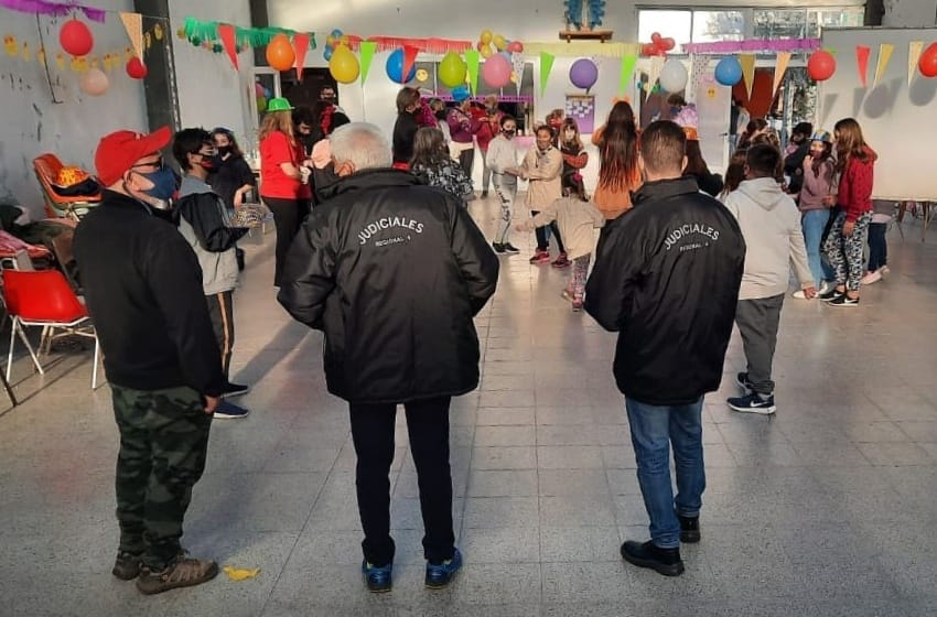 Judiciales acompañaron la celebración del día de la niñez en el barrio Malvinas Argentinas