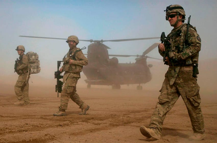 Los talibanes siguen tomando ciudades clave mientras EEUU y Reino Unido preparan la evacuación