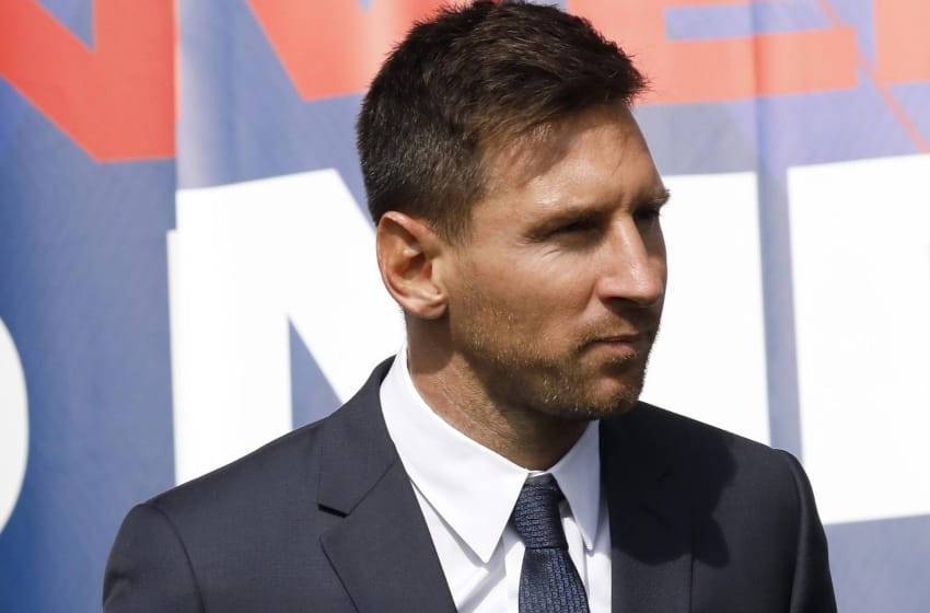 Lionel Messi abraza el lujo de una maison francesa en su llegada a París