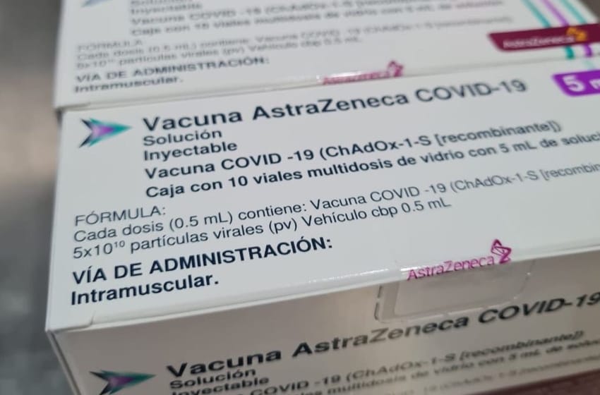 Más vacunas: arriba este jueves un nuevo lote de AstraZeneca a Mar del Plata