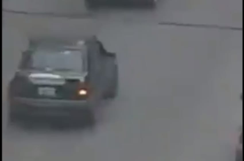 Video: una cámara detectora de patentes visualizó un auto robado