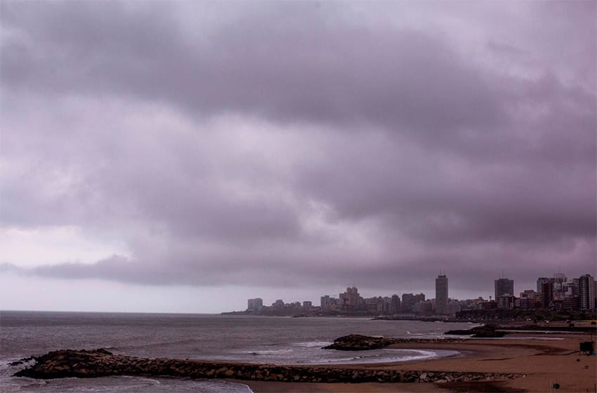 Alerta por fuertes tormentas en Mar del Plata