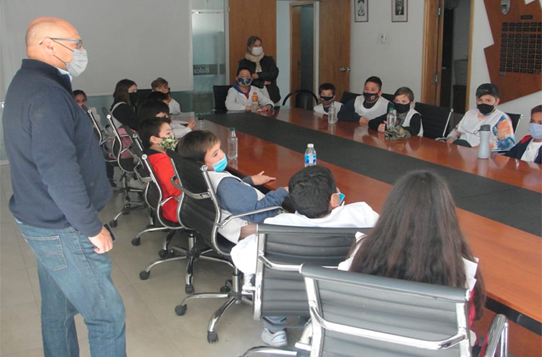 Intendente tuvo una jornada con alumnos sobre el funcionamiento del Municipio