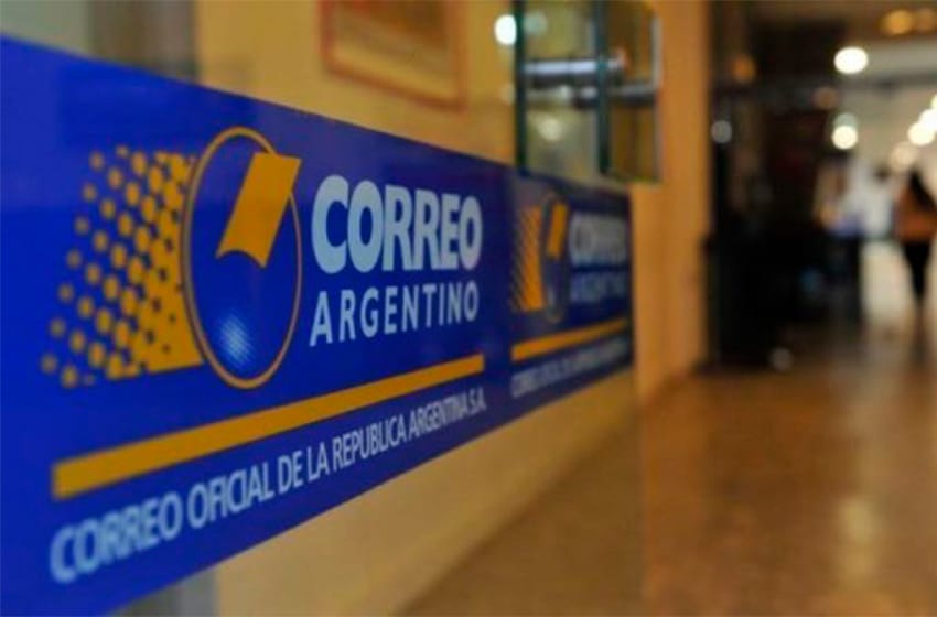 "Su pedido no llegó": enfurecido, arrojó elementos contra la empleada de Correo Argentino