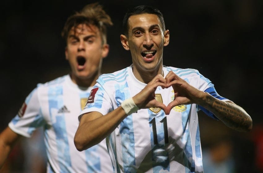 Argentina, sin lucir y con varias salvadas, se impuso y quedó a un paso de Qatar