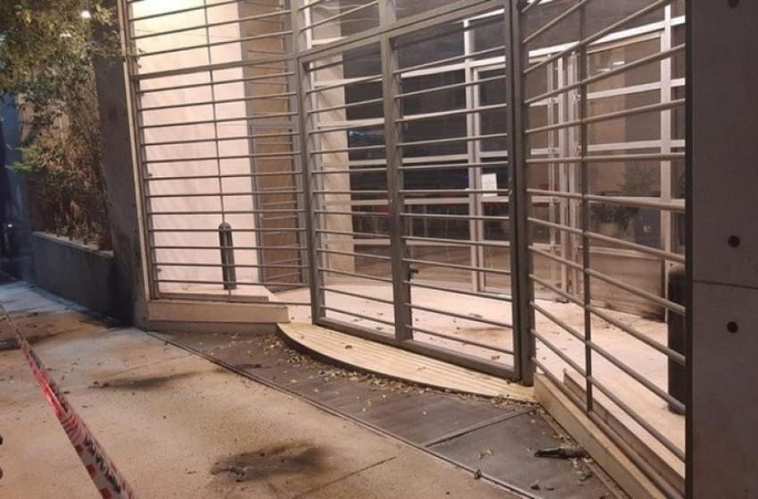 Un detenido por el ataque con bombas molotov a la sede del diario Clarín