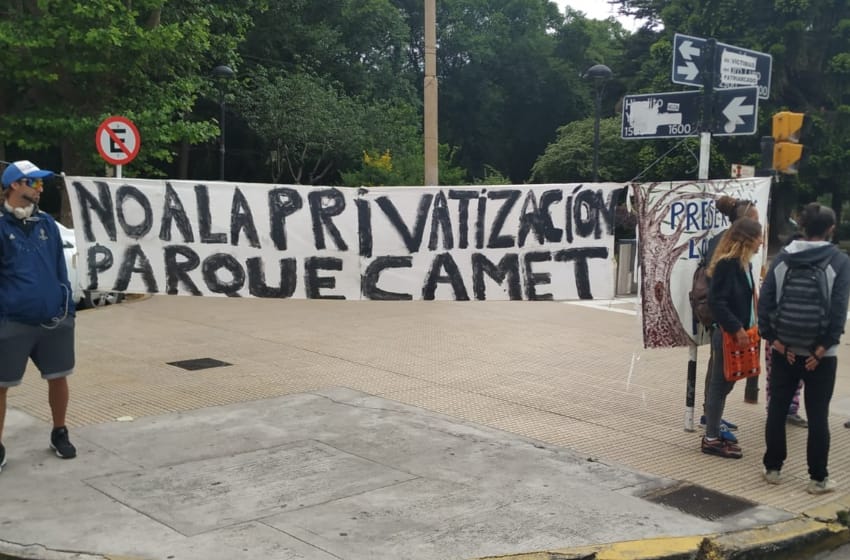 Movilización por Parque Camet: "Una de las canchitas de fútbol pasó a ser privada"