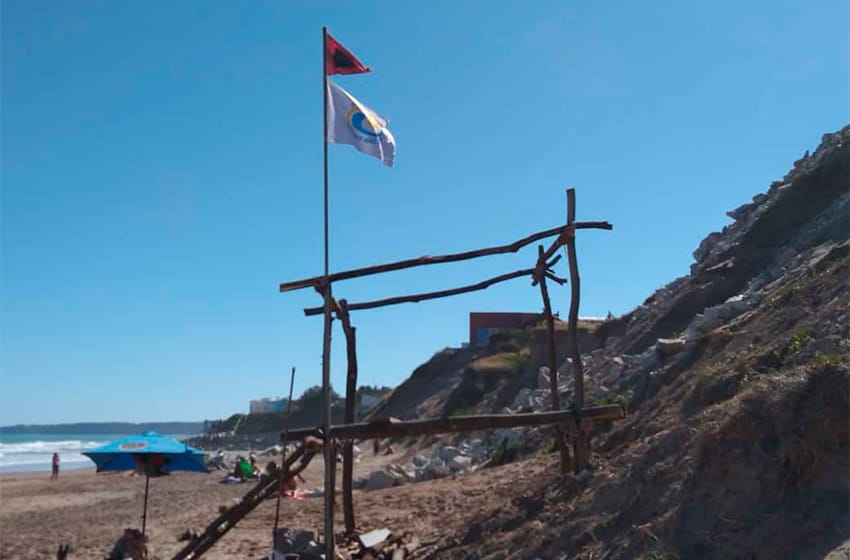Denuncian "desidia total y deplorables condiciones laborales" en playas del sur de Mar del Plata