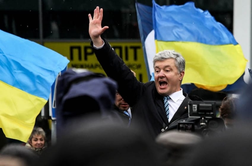 Se postergó la audiencia contra el expresidente Poroshenko, acusado de "alta traición"