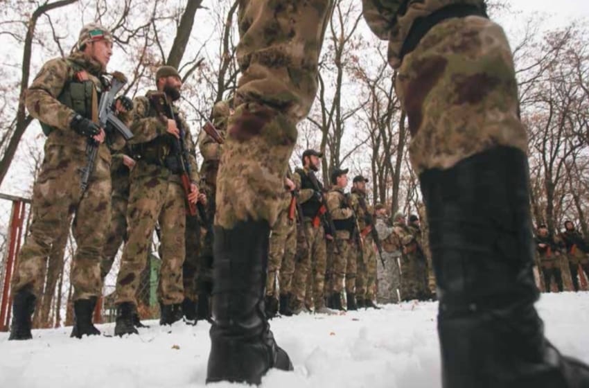 Rusia anuncia la retirada de algunas de sus tropas de la frontera con Ucrania