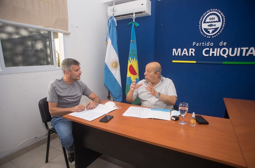 El intendente Paredi y el ministro Zabaleta anunciaron la construcción de playones deportivos en el Partido de Mar Chiquita