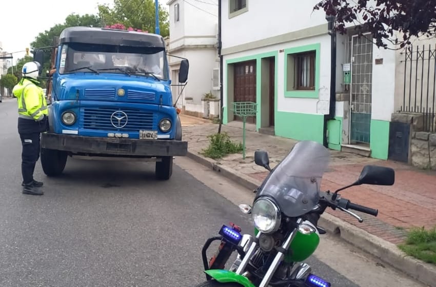 El Municipio secuestró un camión que recolectaba residuos de forma ilegal