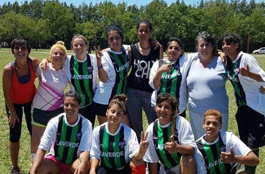 Hockey en cárceles: Alejandra Bosch y las chicas de la Unidad 50 de Batán