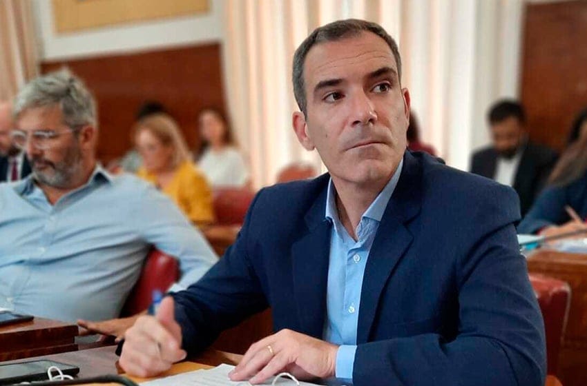 Concejales de Montenegro repudiaron un nuevo intento de "adoctrinamiento" en escuelas bonaerenses