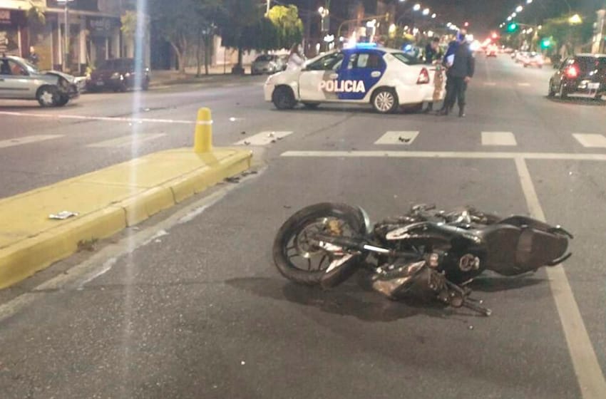 Choque en avenida Juan B. Justo: la moto era robada