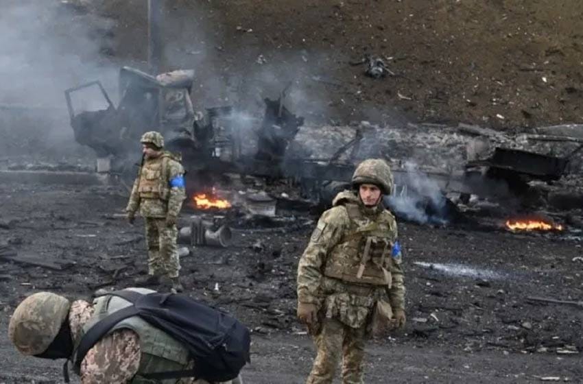 Nuevos ataques rusos dejaron al menos 35 muertos y 134 heridos en una base militar en el oeste de Ucrania