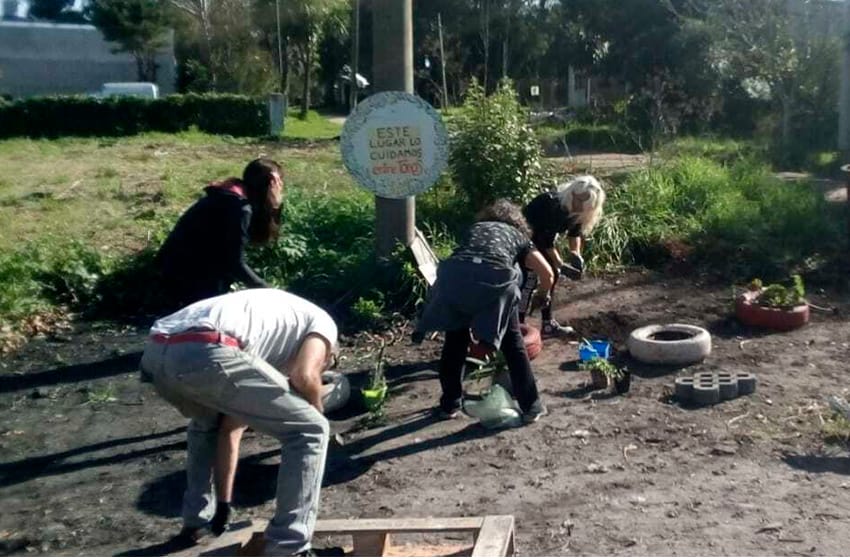 Microbasurales en el barrio el Jardín de Peralta Ramos: "Ensuciamos nuestra propia casa"