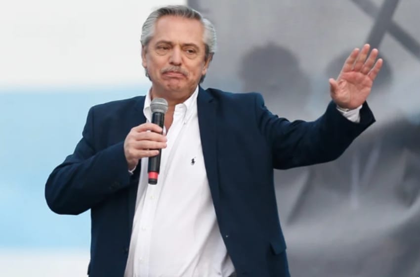 Alberto Fernández convocó a una reunión de urgencia con sus colaboradores tras la renuncia de Martín Guzmán