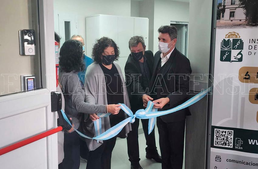 Vizzotti inauguró Laboratorio en Mar del Plata: "La pandemia no pasó"