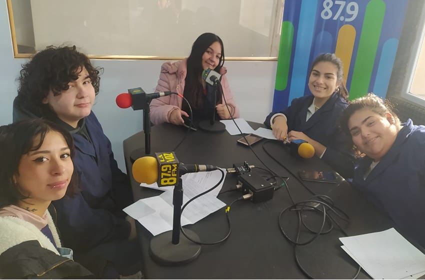 Radios escolares en La Voz de Mar Chiquita