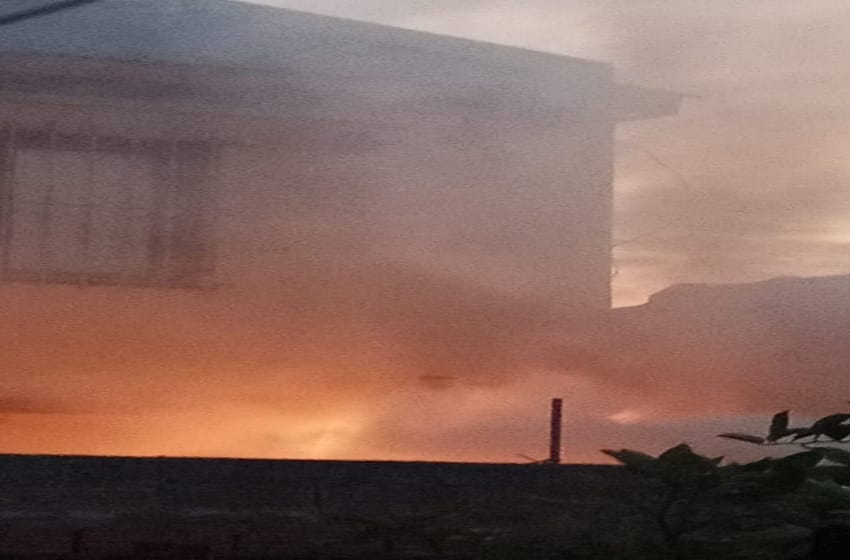 Video: incendio en Garay y Neuquén