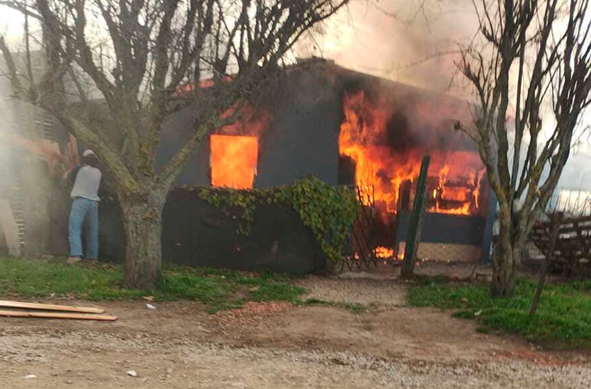 Perdió su casa en un incendio: piden ayuda para recuperarla