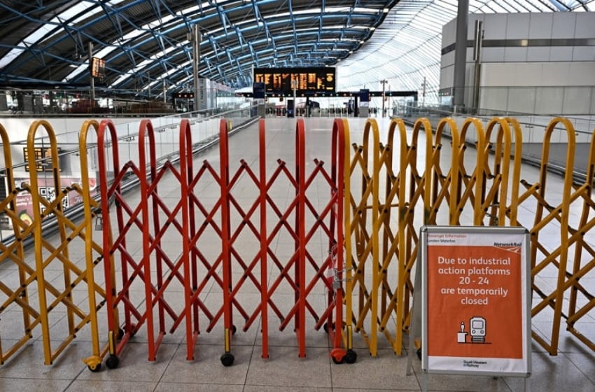 Contundente huelga ferroviaria en Gran Bretaña tras el fracaso de las negociaciones