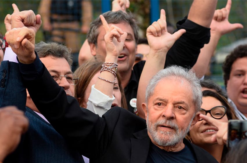 Lula recibió el apoyo del senador de centroderecha Serra para el balotaje