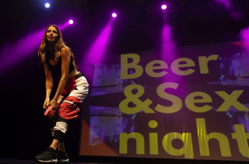 La Lic. Cecilia Ce presenta "Beer & Sex Night" en Mar del Plata