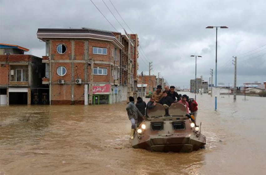 Al menos 21 muertos por inundaciones en el sur de Irán producto de fuertes lluvias