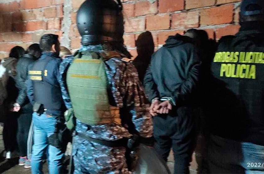 Desarticulan "point" de droga en la Villa Vértiz: ocho detenidos